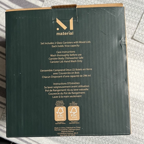 The material glass canisters - Picture 3 of 6